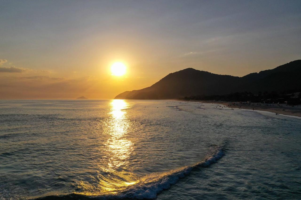 Maresias - Frente P/ Praia - Cond. Fechado - Piscina Aquecida!!!Wi Fi Exclusiva Sao Sebastiao  Buitenkant foto